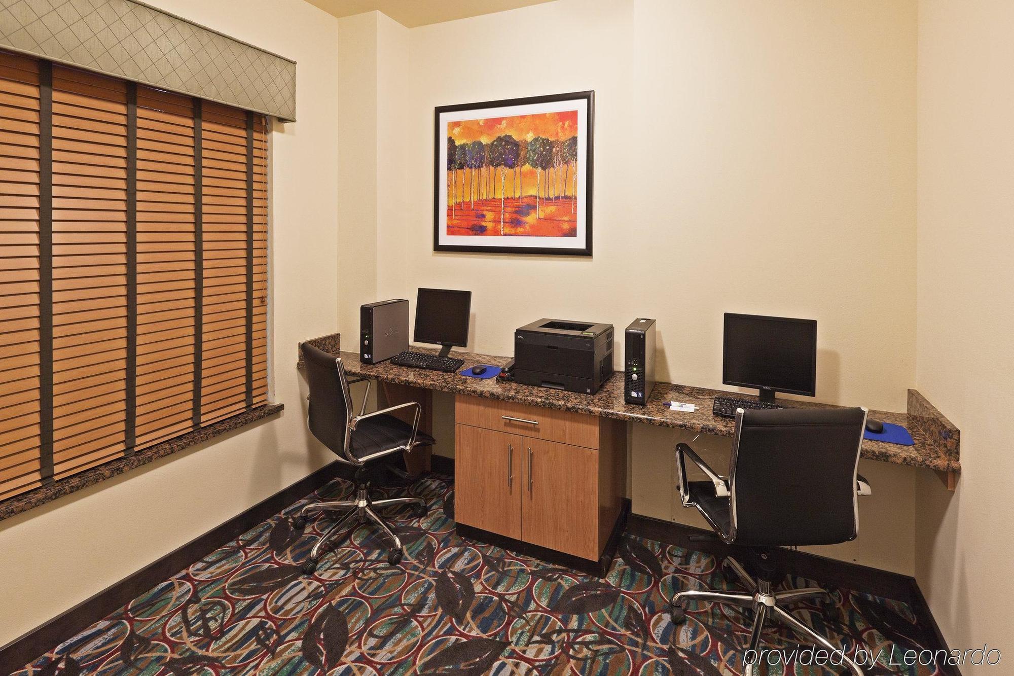 Holiday Inn Express & Suites El Paso Airport By Ihg Facilități foto